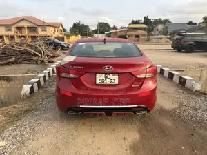 Hyundai Elantra 2013 Red