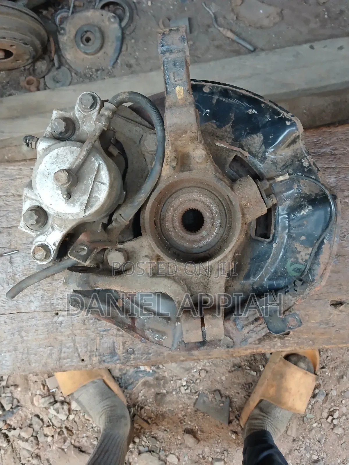 Hyundai Sonata ( 2011 - 2014 ) Front Hub Complete