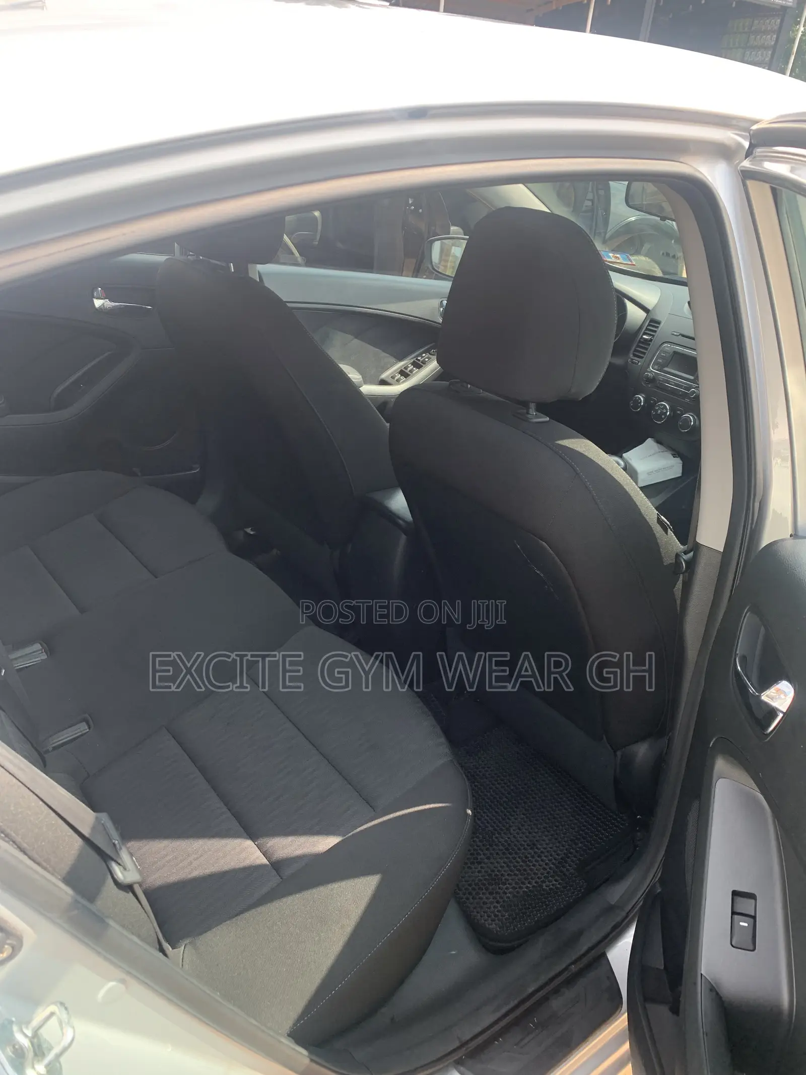 Kia Forte LX Sedan 2016 Silver
