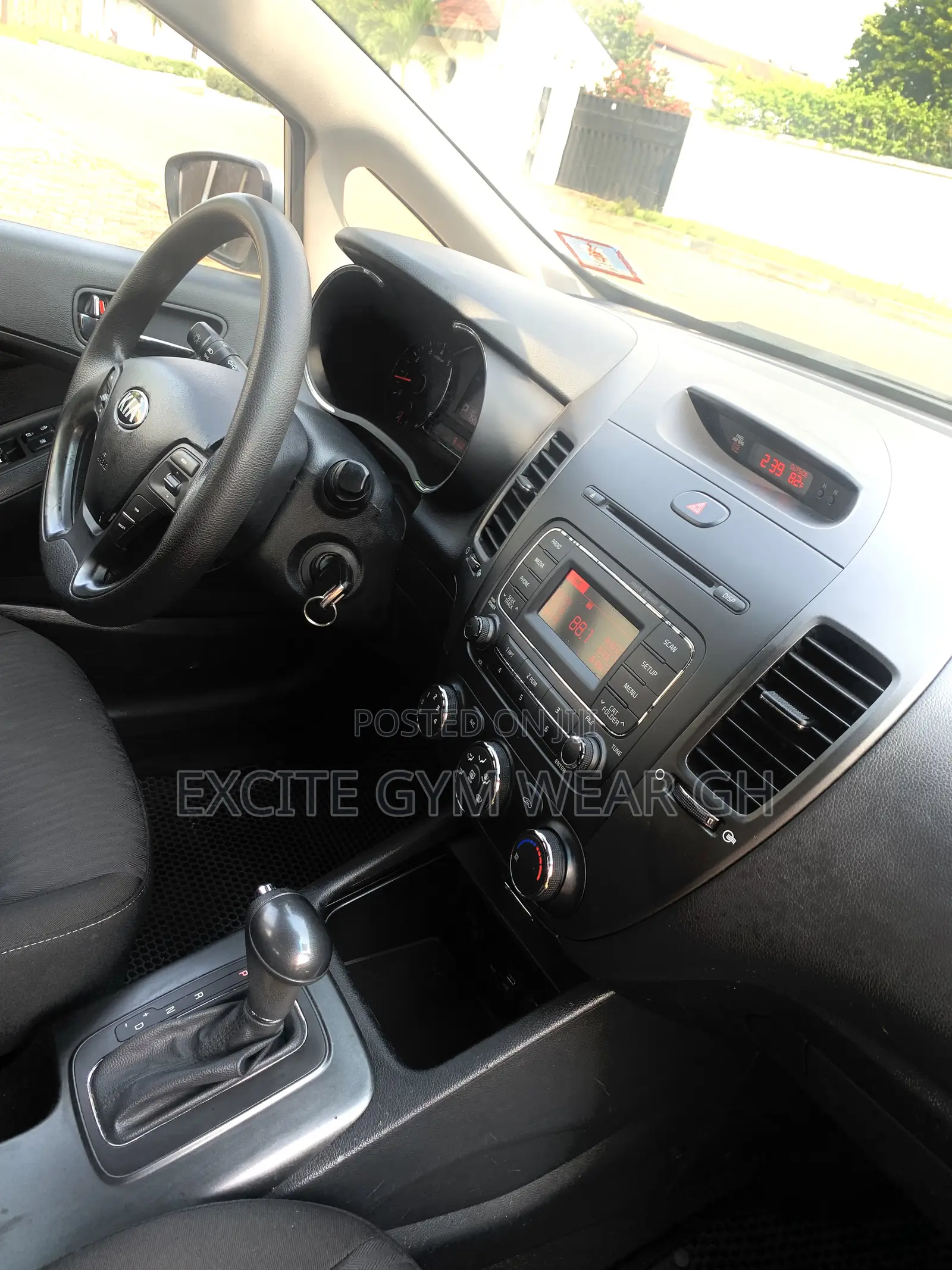 Kia Forte LX Sedan 2016 Silver