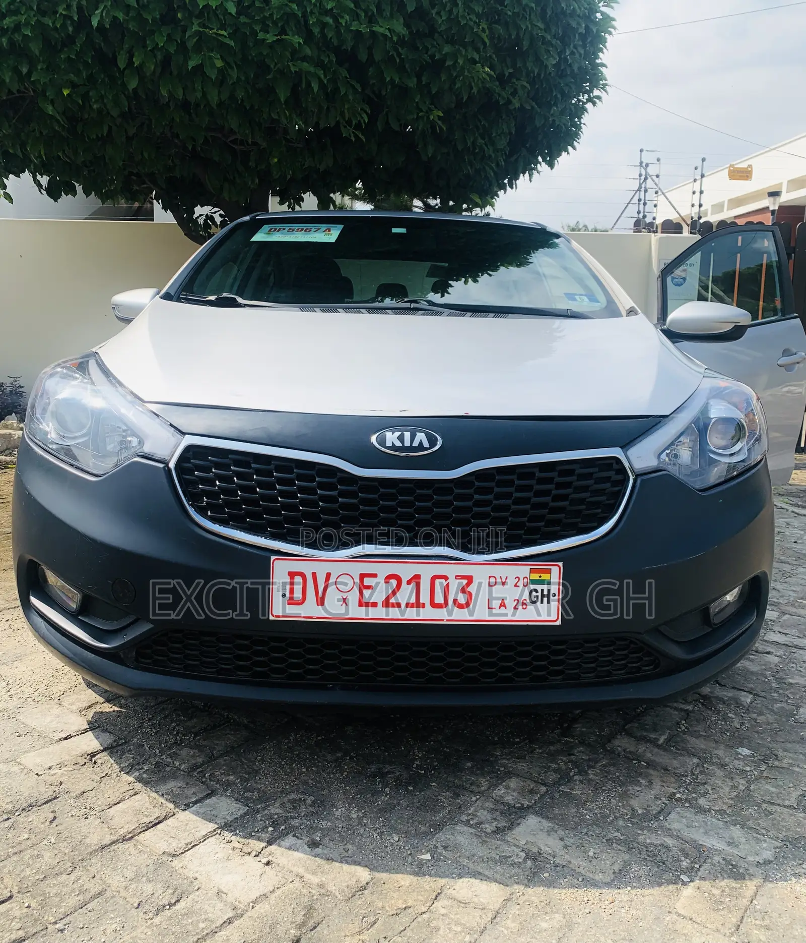 Kia Forte LX Sedan 2016 Silver