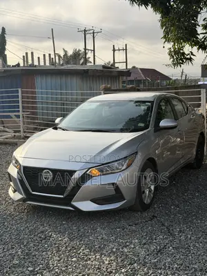 Nissan Sentra 2023 Silver