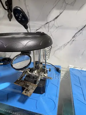 Helping Hand Magnifier Led With Soldering Stand