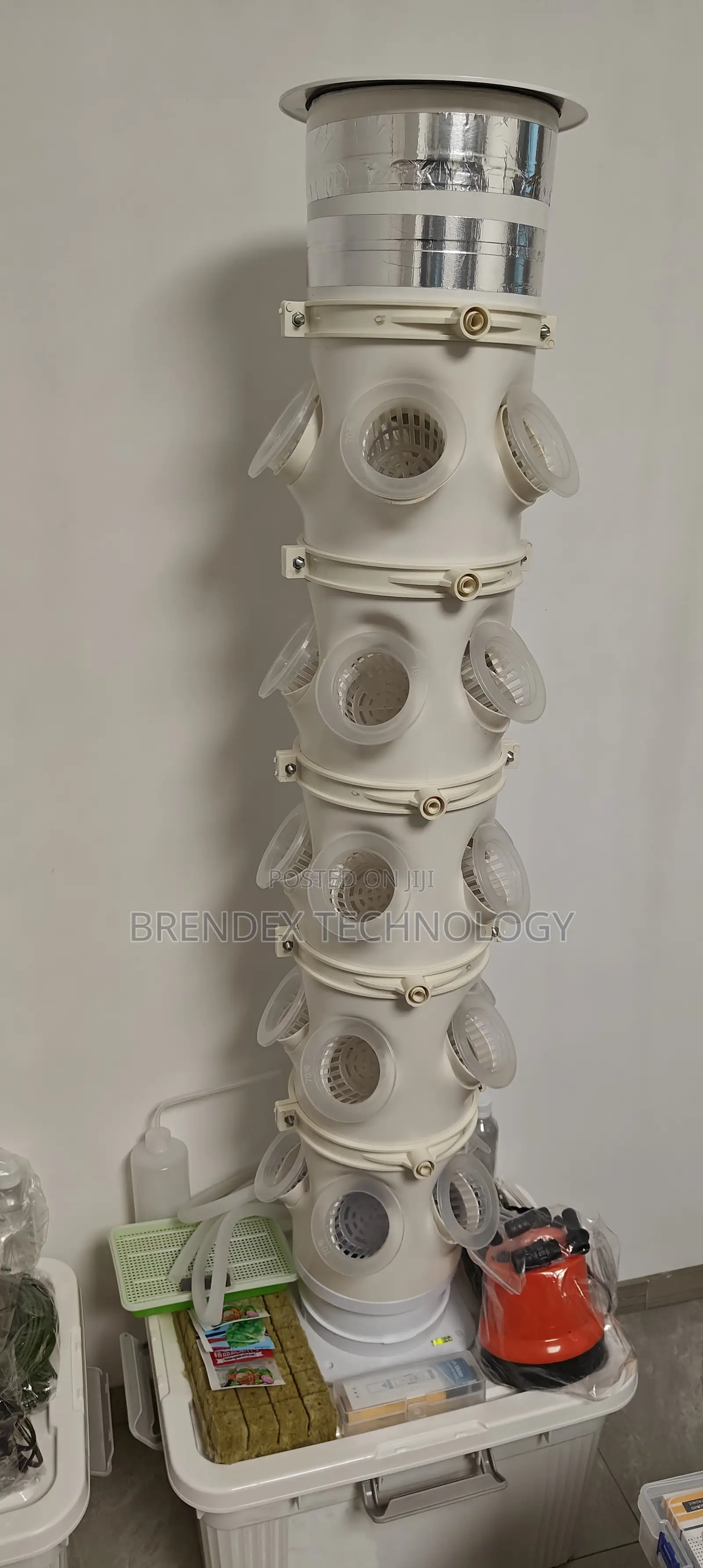 All-in-One Smart Hydroponic Towers for Vertical Farming 25 Pot Model