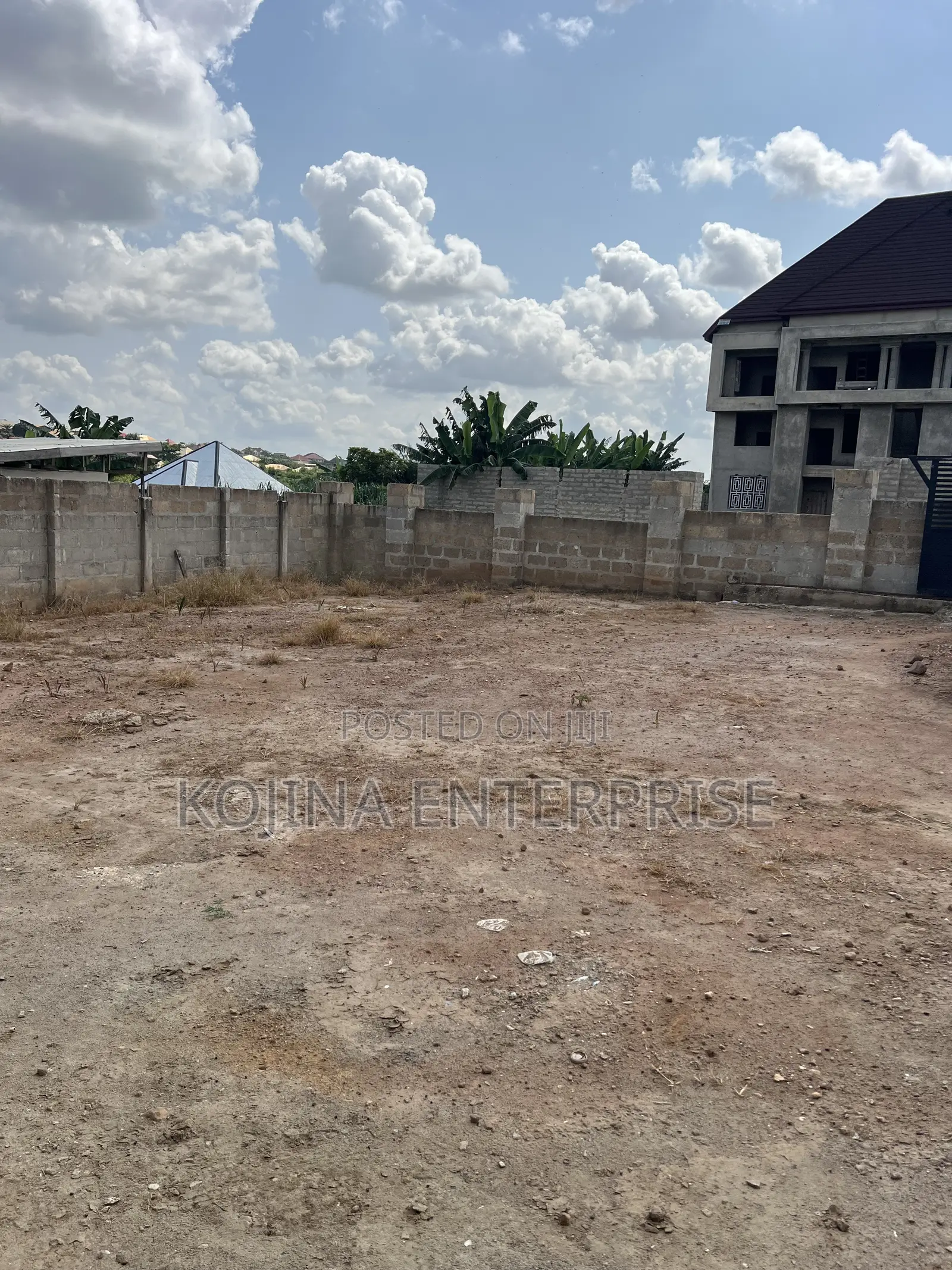 3bdrm House in Kwaaso, Kumasi Metropolitan for sale