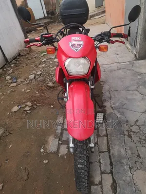 Honda XL 125 1999 Red
