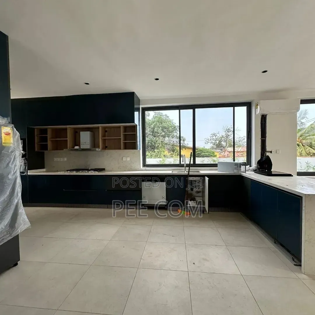 Furnished 4bdrm House in Little Roses Area for sale