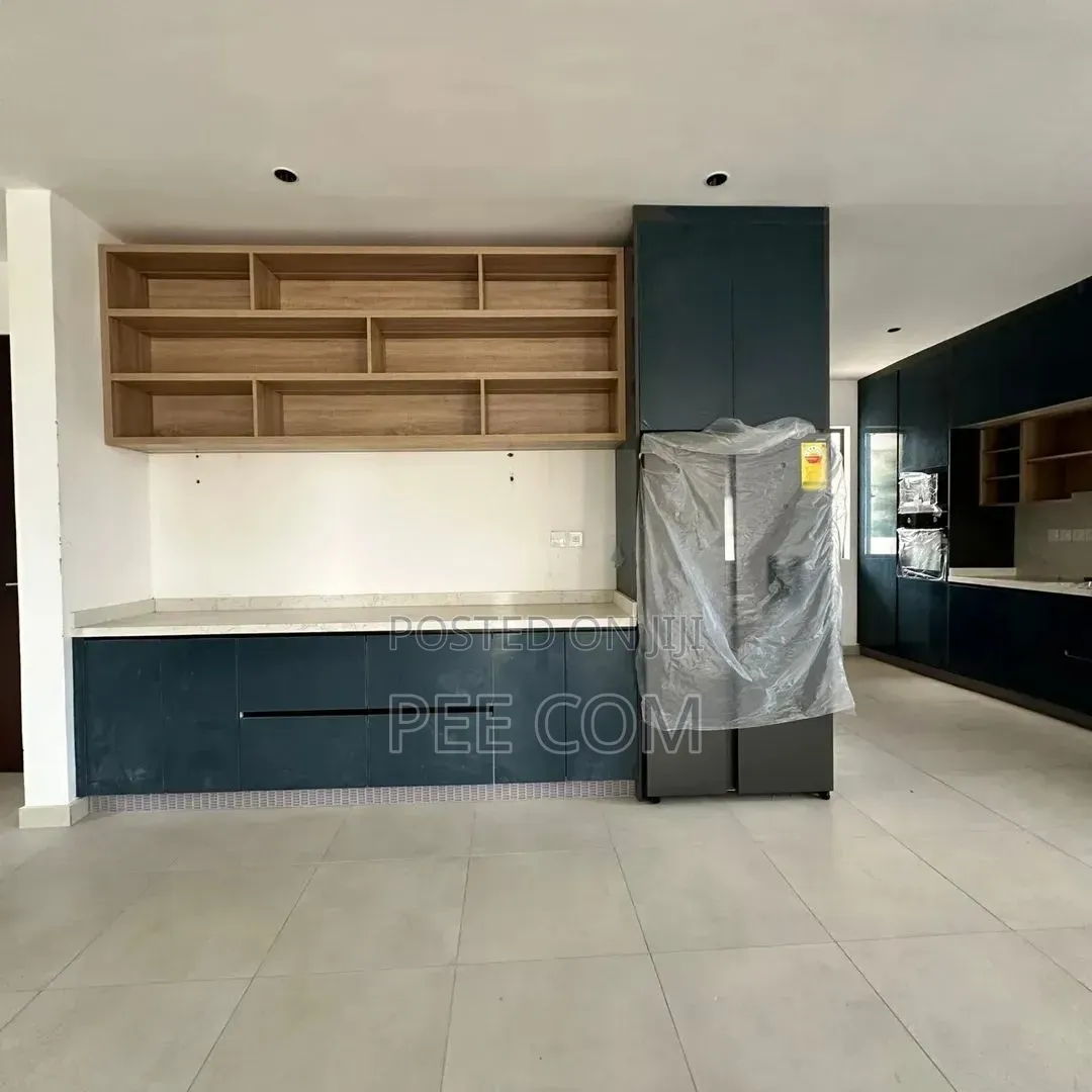 Furnished 4bdrm House in Little Roses Area for sale