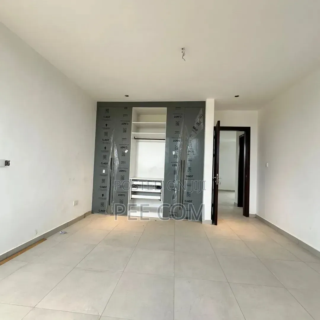 Furnished 4bdrm House in Little Roses Area for sale