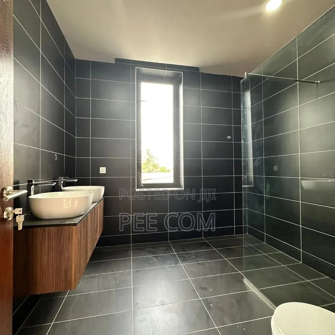 Furnished 4bdrm House in Little Roses Area for sale