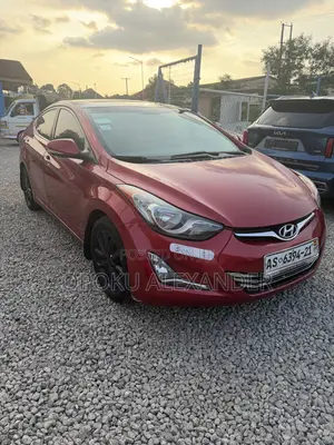Hyundai Elantra 2013 Red
