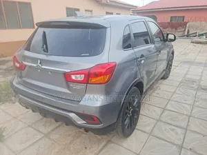 Mitsubishi Outlander Sport 2018 Gray