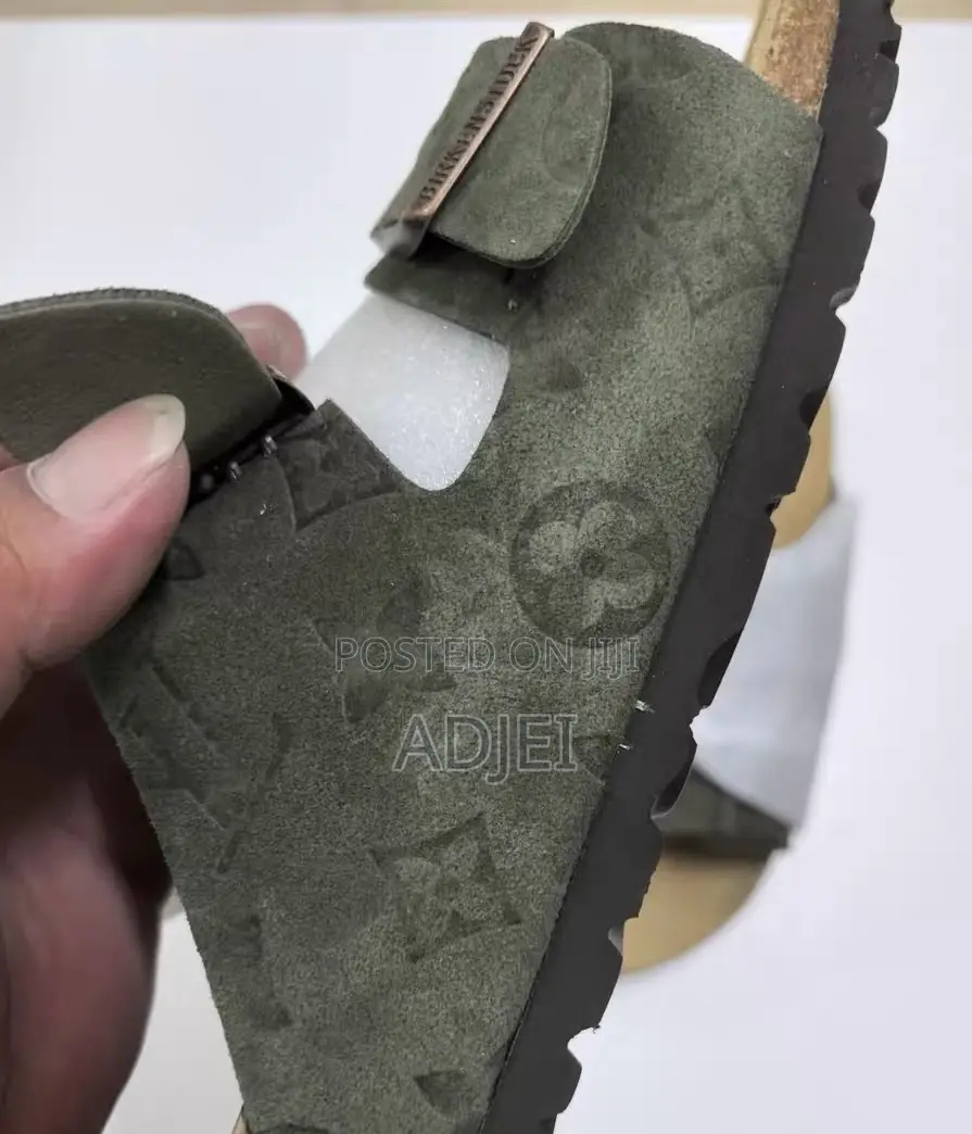 Louis Vuitton Customized Authentic Birkenstock Arizona Size 42