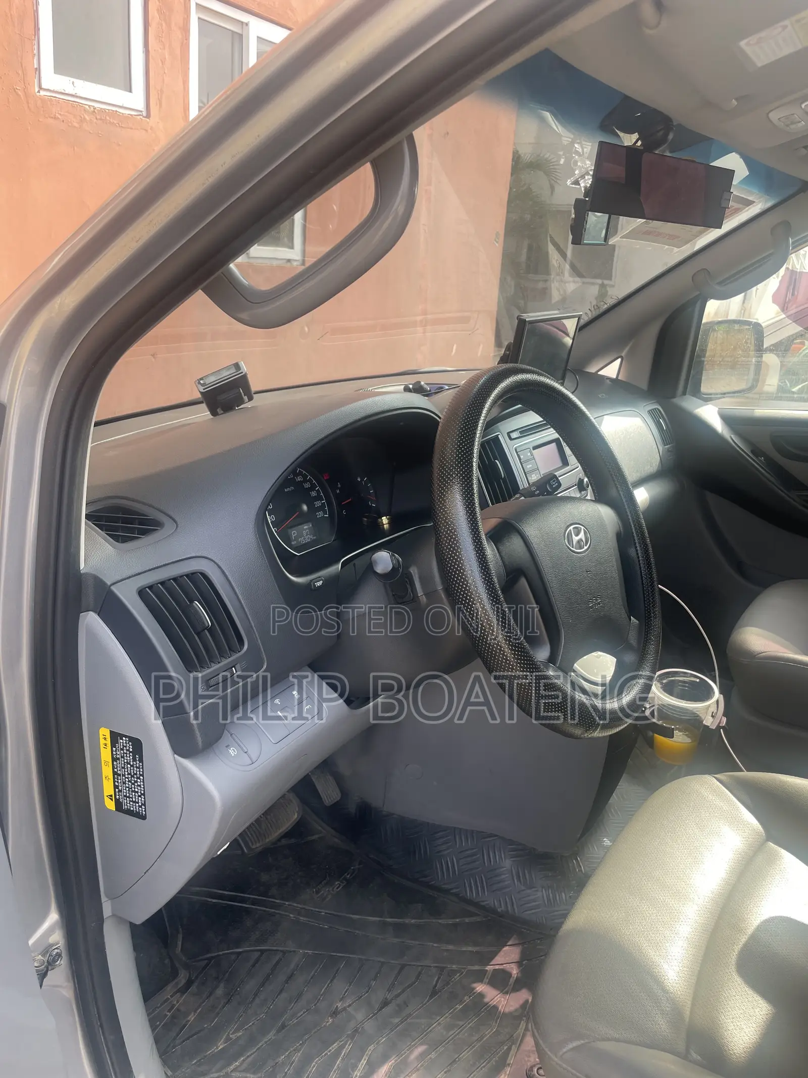 Hyundai Starex 2016 Grey