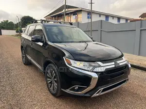 Mitsubishi Outlander 2019 Black