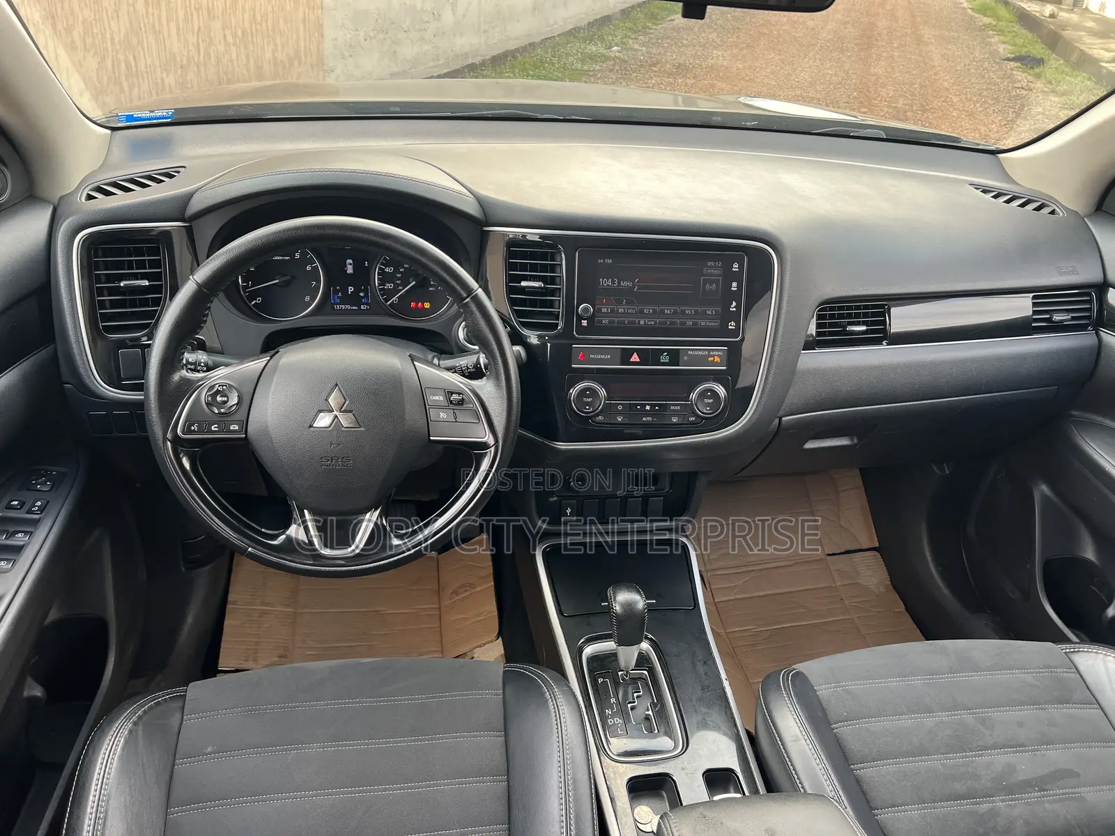 Mitsubishi Outlander 2019 Black