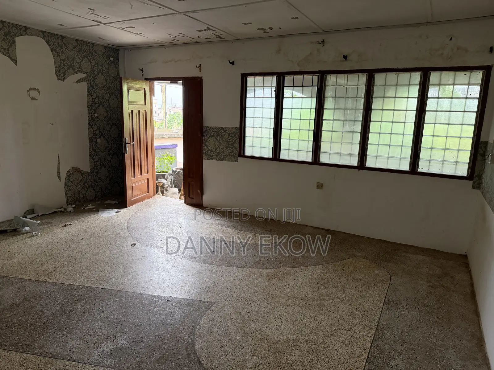 1bdrm Room & Parlour in Pawn Street, Market for rent