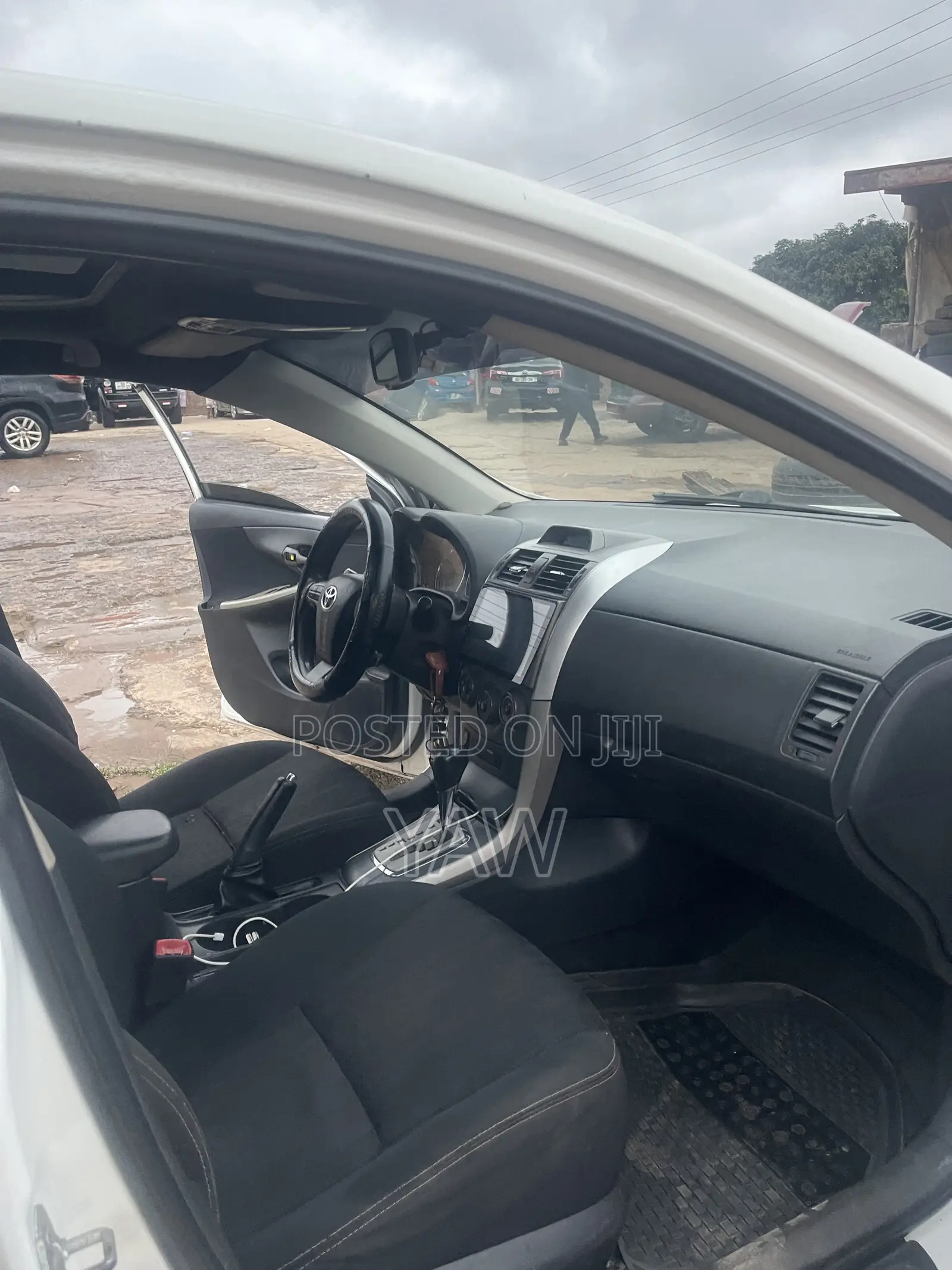Toyota Corolla S 4dr Sedan (1.8L 4cyl 4A) 2012 White