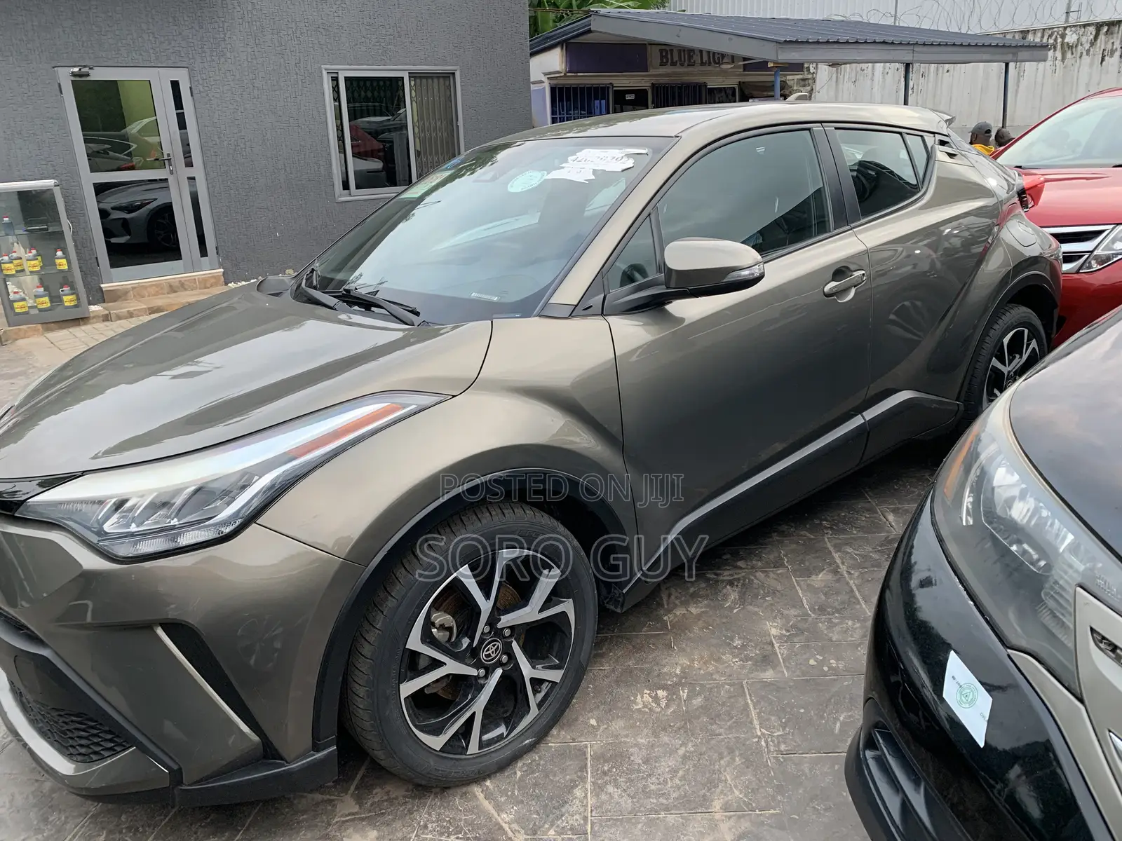 Toyota C-HR 2021 Brown