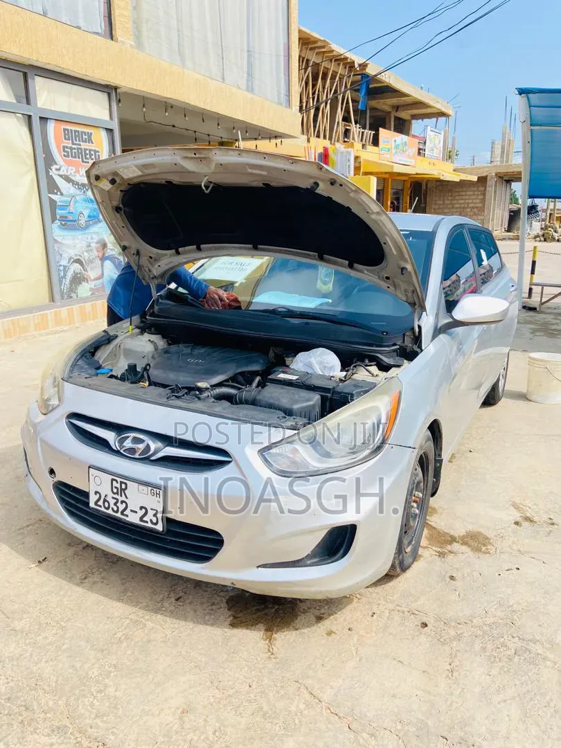 Hyundai Accent GS Automatic 2012 Silver