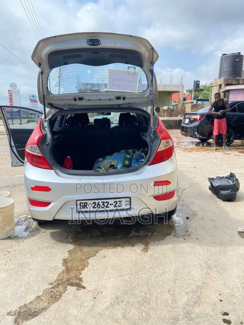 Hyundai Accent GS Automatic 2012 Silver