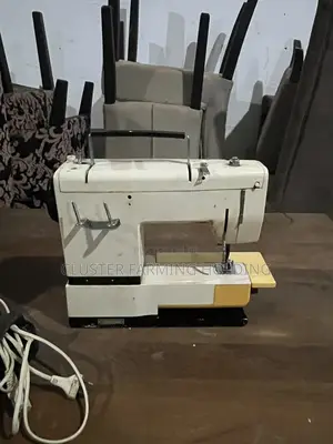 Anker 404 Sewing Machine – Foreign Used