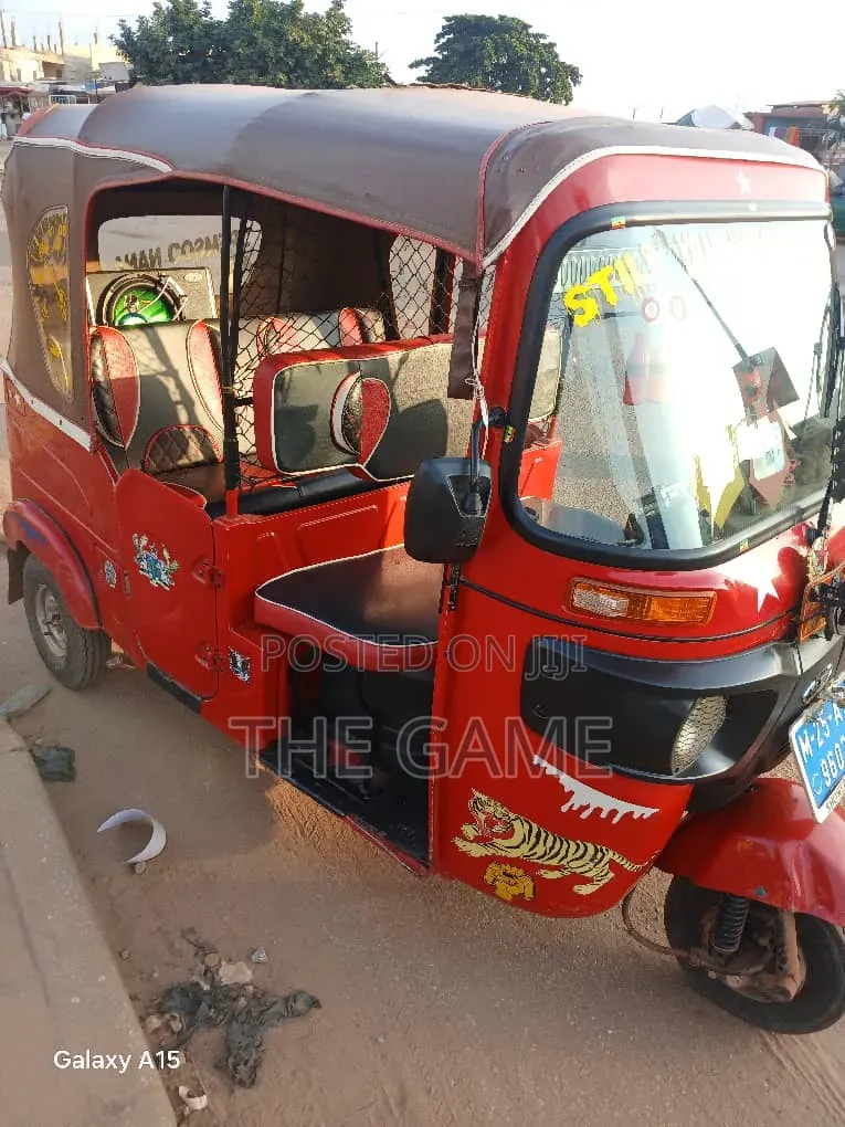 Tricycle 2025 Red