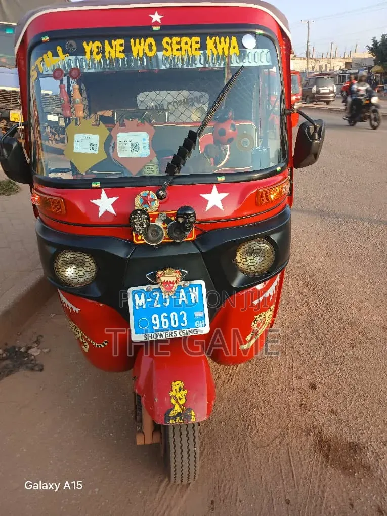 Tricycle 2025 Red