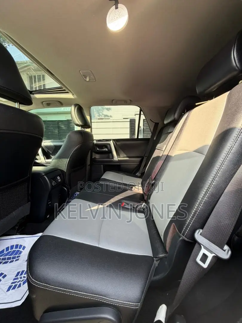 Toyota 4-Runner TRD Pro 2020 Beige