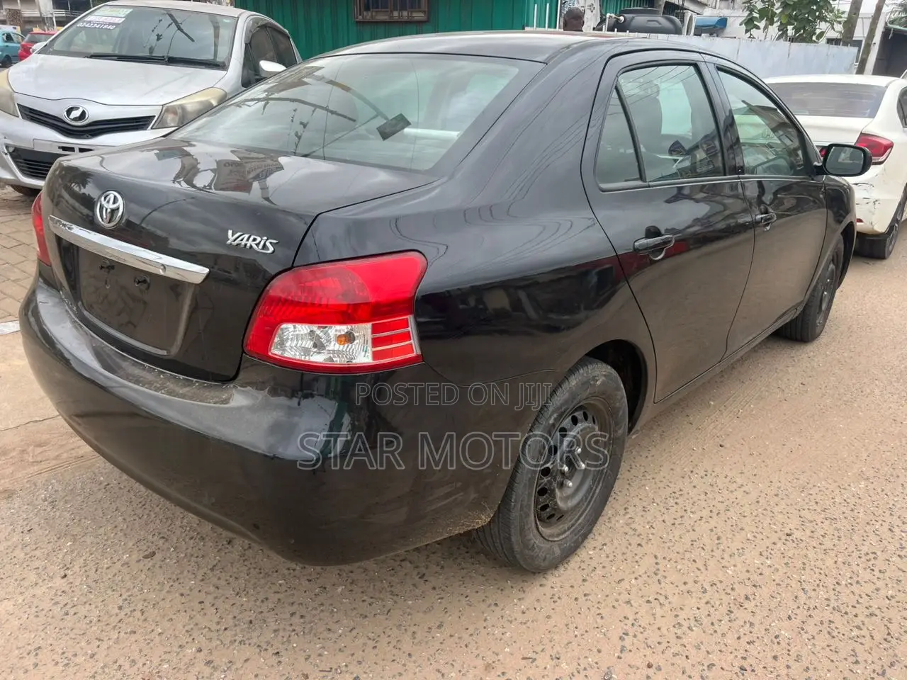 Toyota Yaris 2012 Black