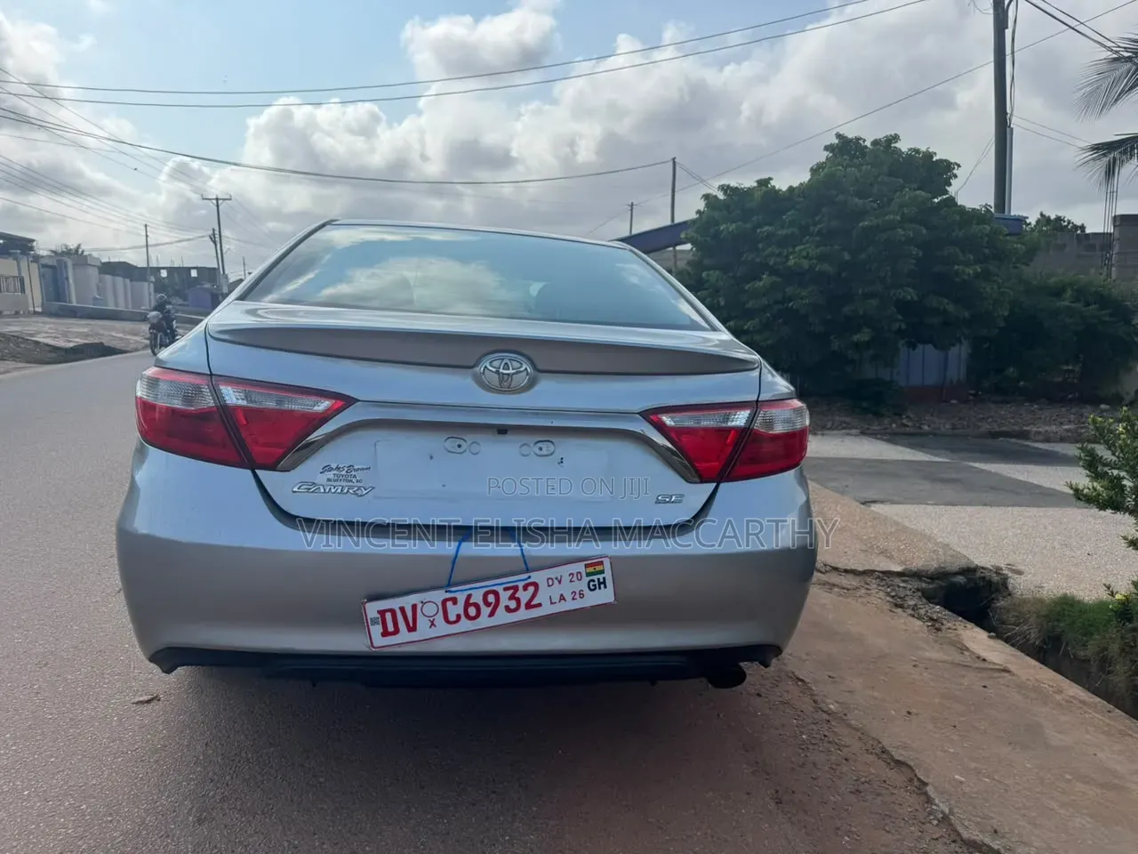 Toyota Camry SE 4dr Sedan (2.5L 4cyl 6A) 2015 Silver