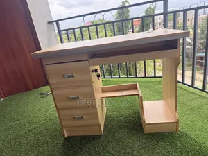 Modern Office Desk With 3 Drawers Storage Shelf