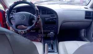 Hyundai Elantra 2009 Red