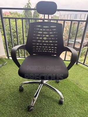 Office Swivel Chair With Headrest
