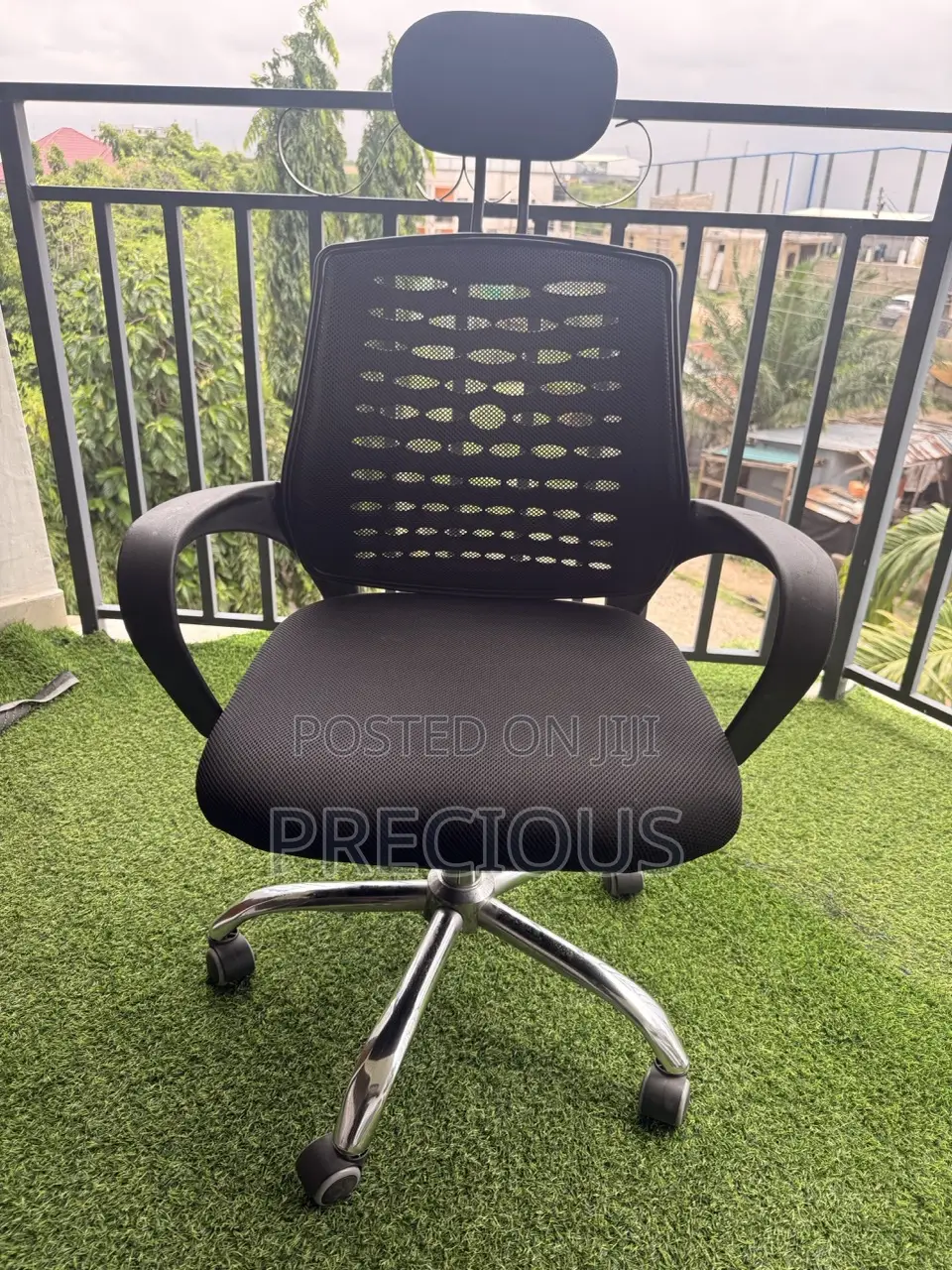 Office Swivel Chair With Headrest
