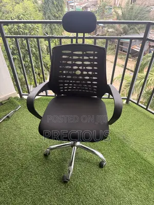 Office Swivel Chair With Headrest