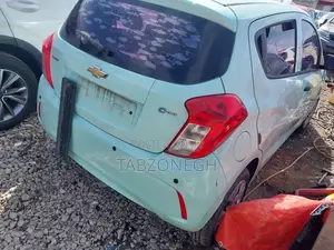 Chevrolet Spark LT w/1LT CVT 2017 Green