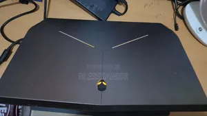 Laptop Alienware M17 R2 16GB Intel Core i7 SSD 256GB