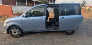 Toyota Sienta 2013 Blue