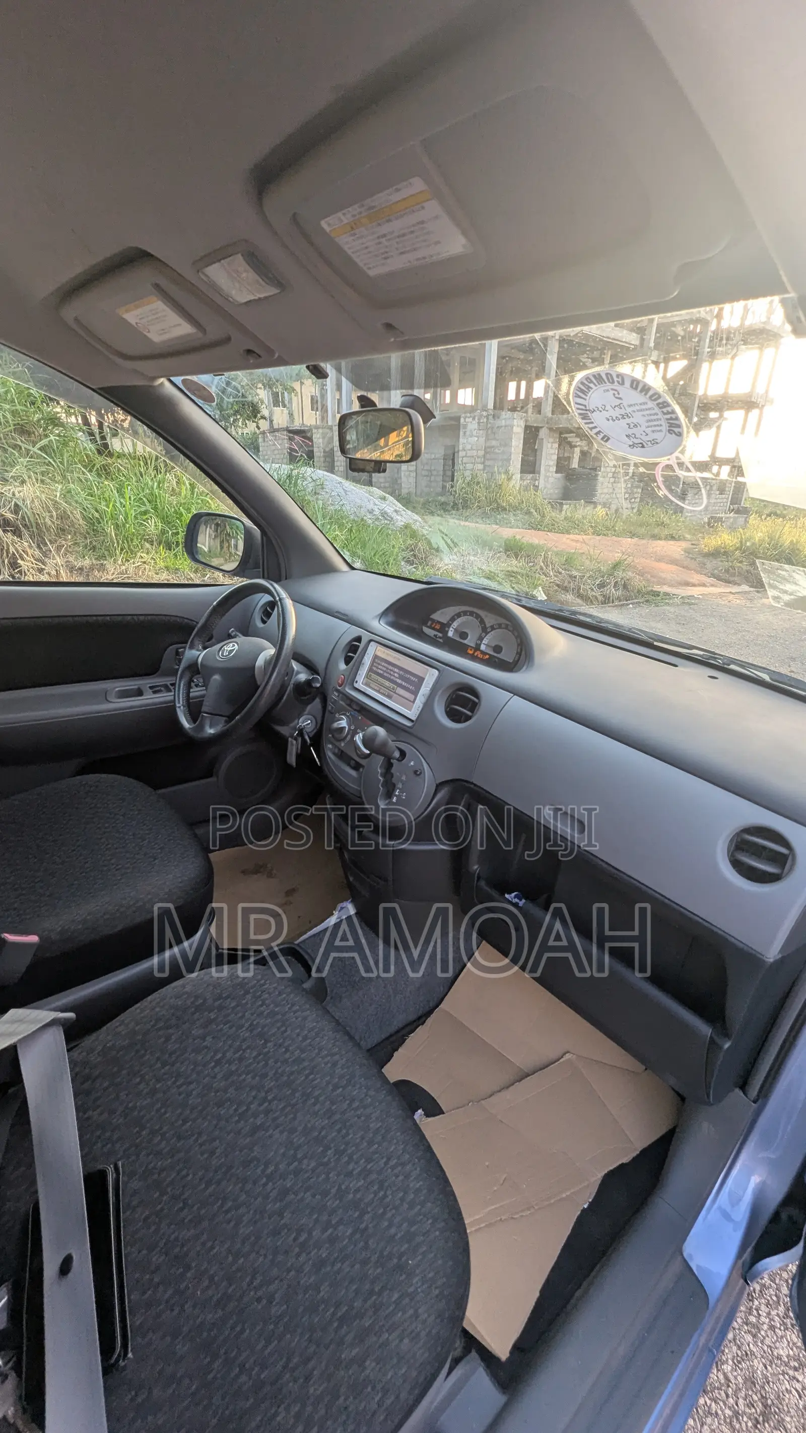 Toyota Sienta 2013 Blue