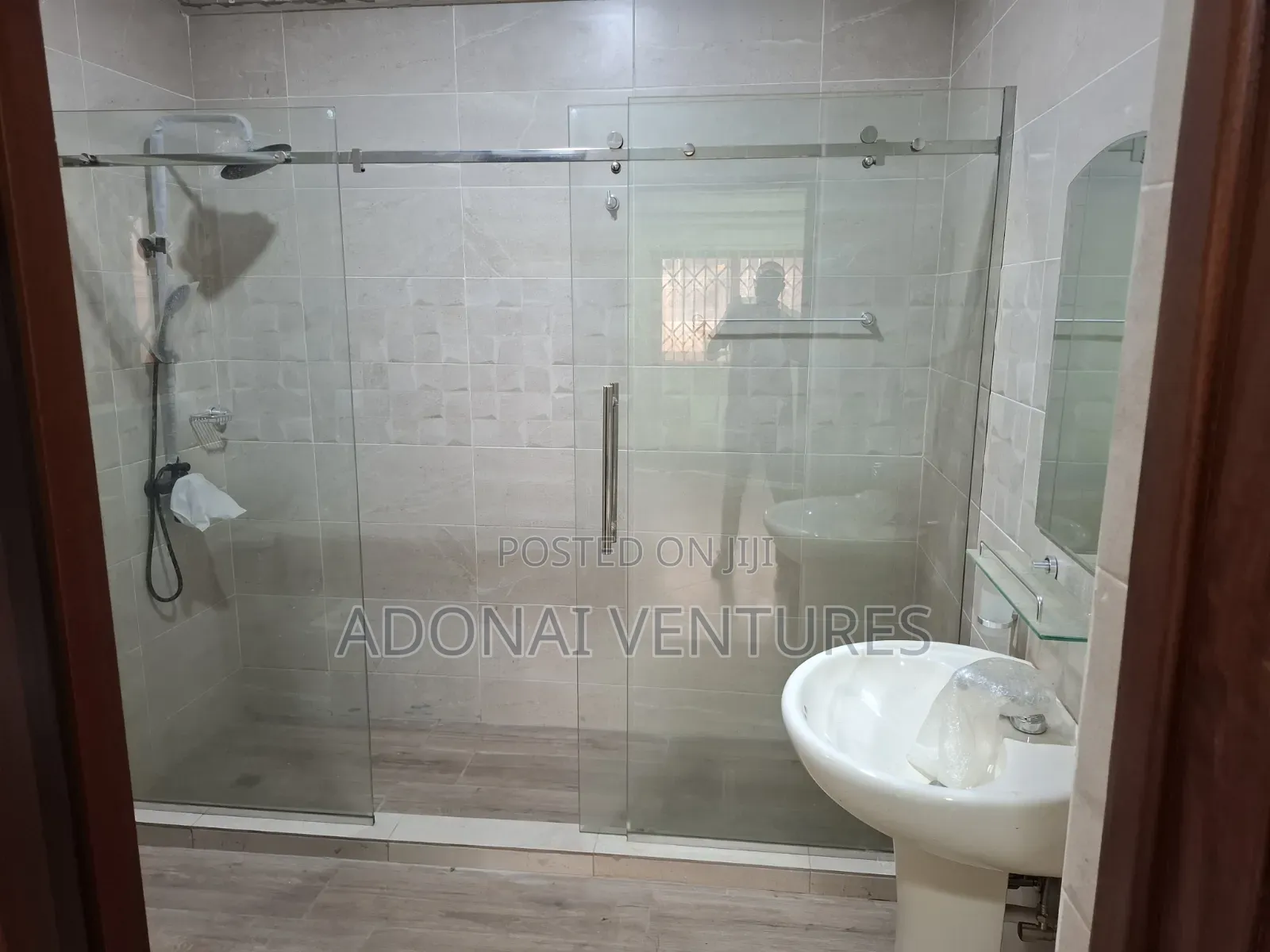 2bdrm Apartment in Ahodwo Daban, Kumasi Metropolitan for rent