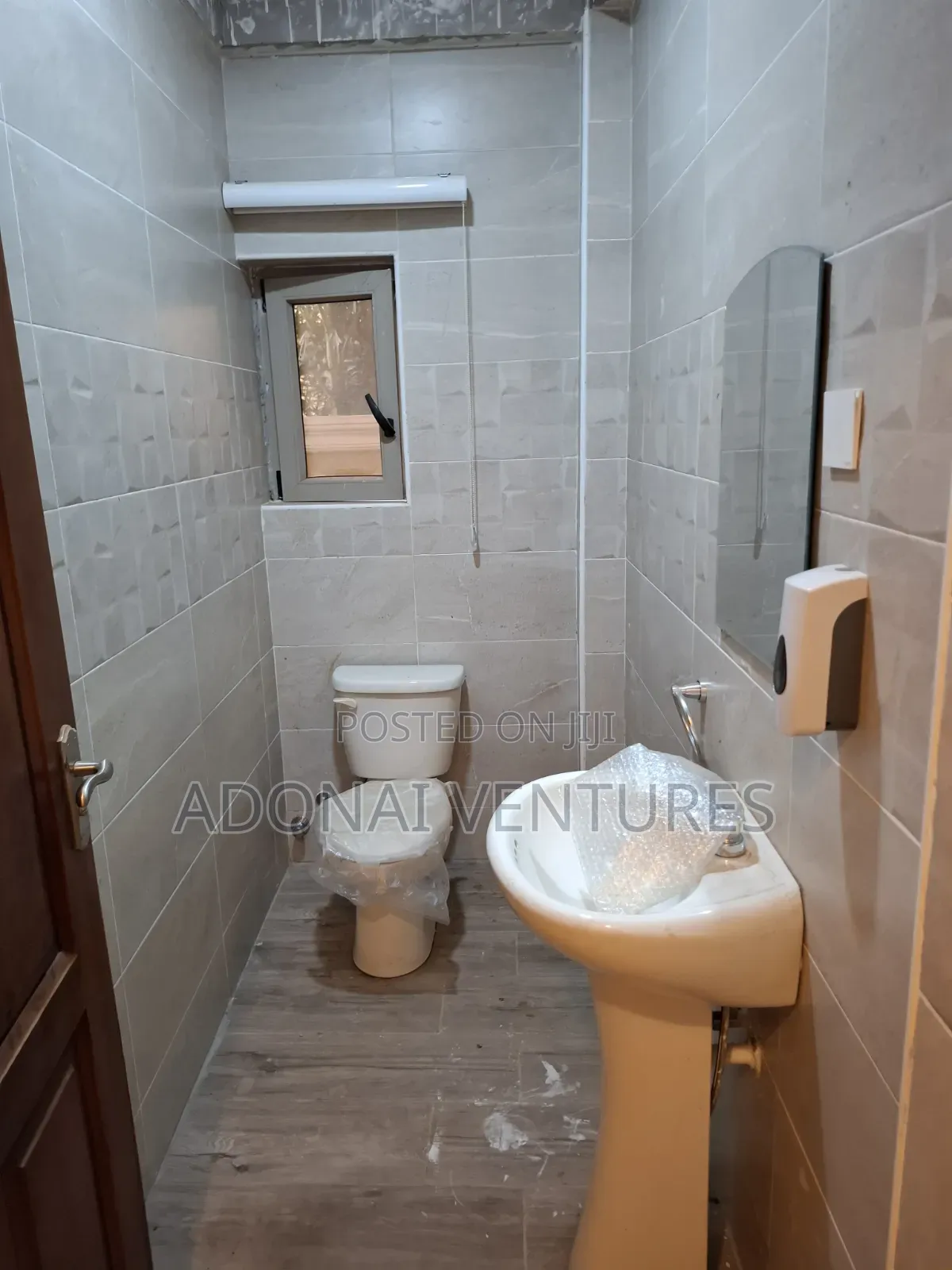 2bdrm Apartment in Ahodwo Daban, Kumasi Metropolitan for rent