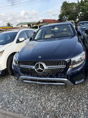 Mercedes-Benz GLC-Class 2019 Blue