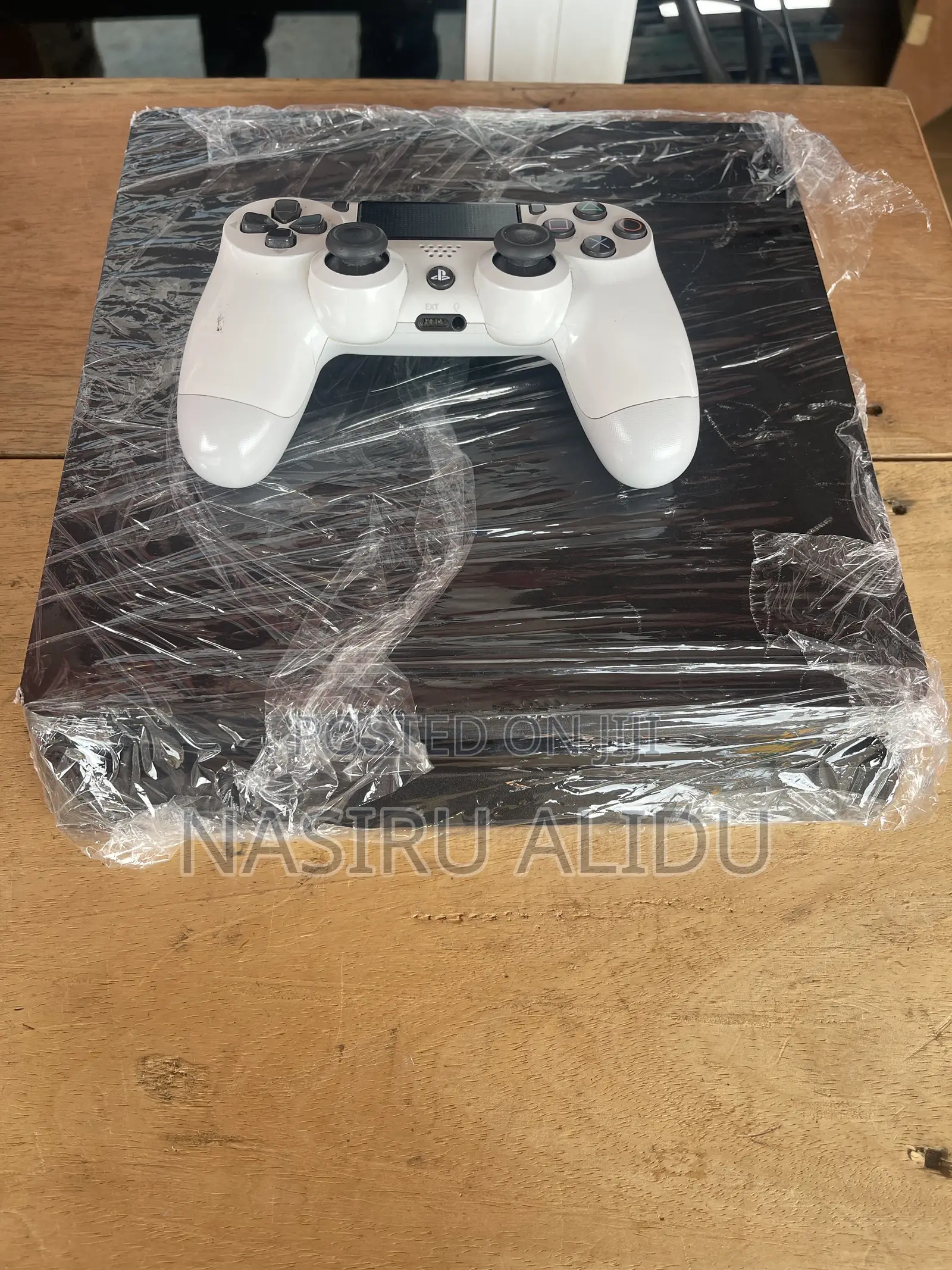 Ps4 Slim Jailbreak With Good Games ,From Home Use Two Controllers