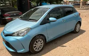 Toyota Vitz 1.3 FWD 5dr 2015 Blue