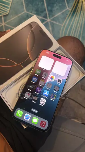 New Apple iPhone 16 Pro Max 256 GB Gold