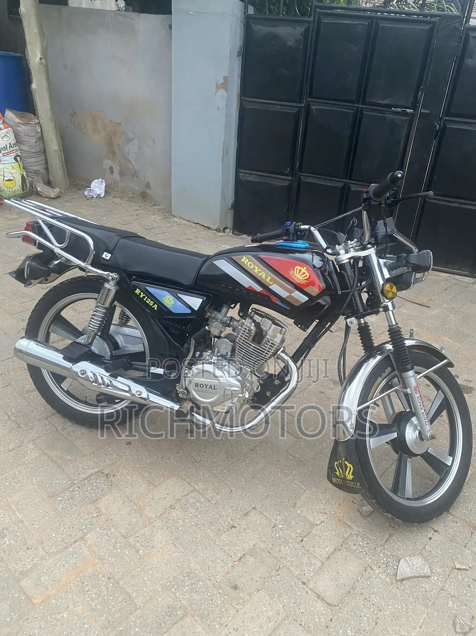 Royal RY125 2026 Black