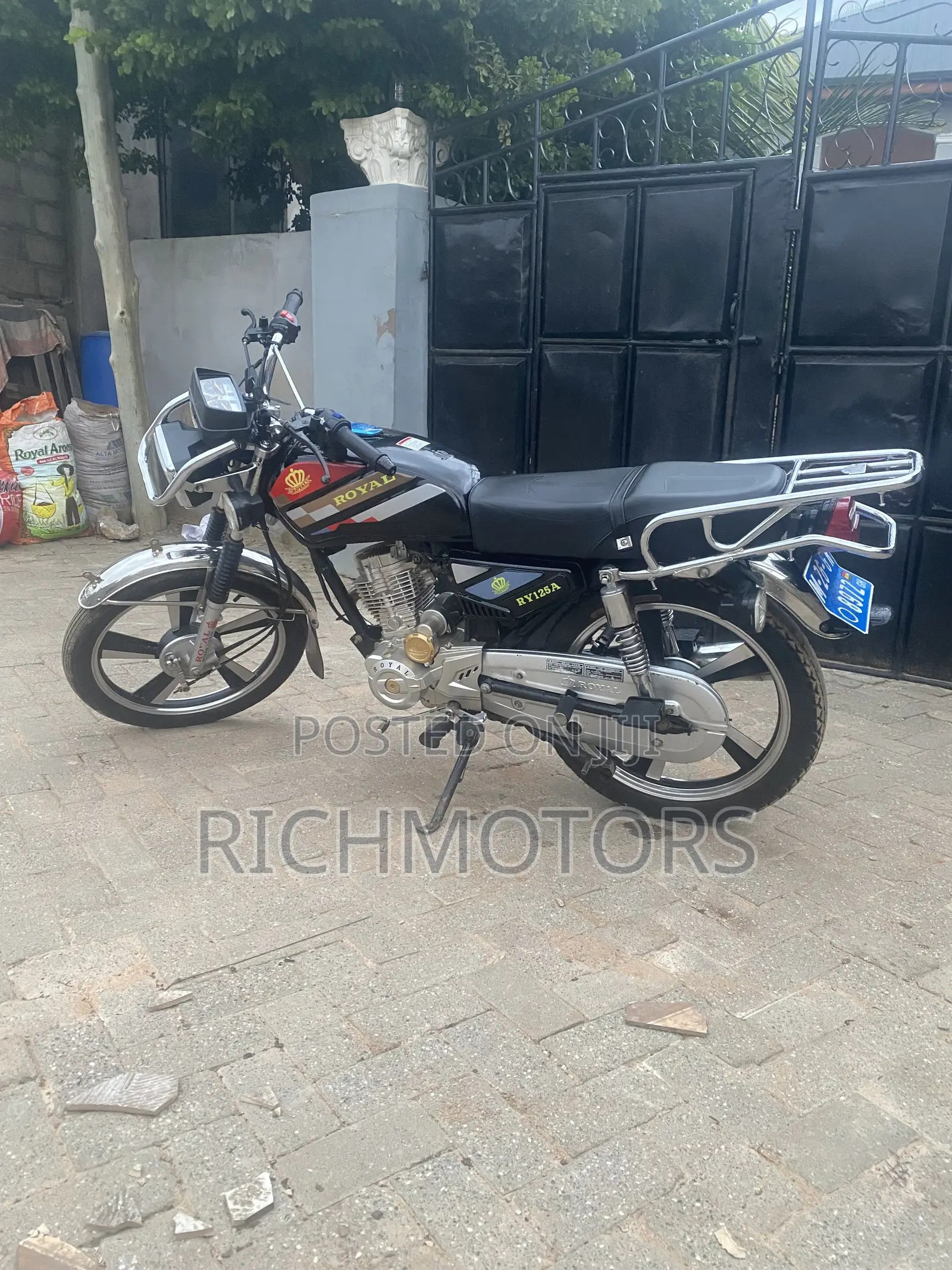 Royal RY125 2026 Black