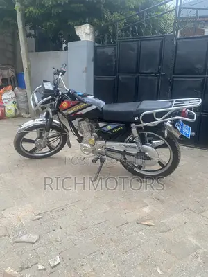 Royal RY125 2026 Black