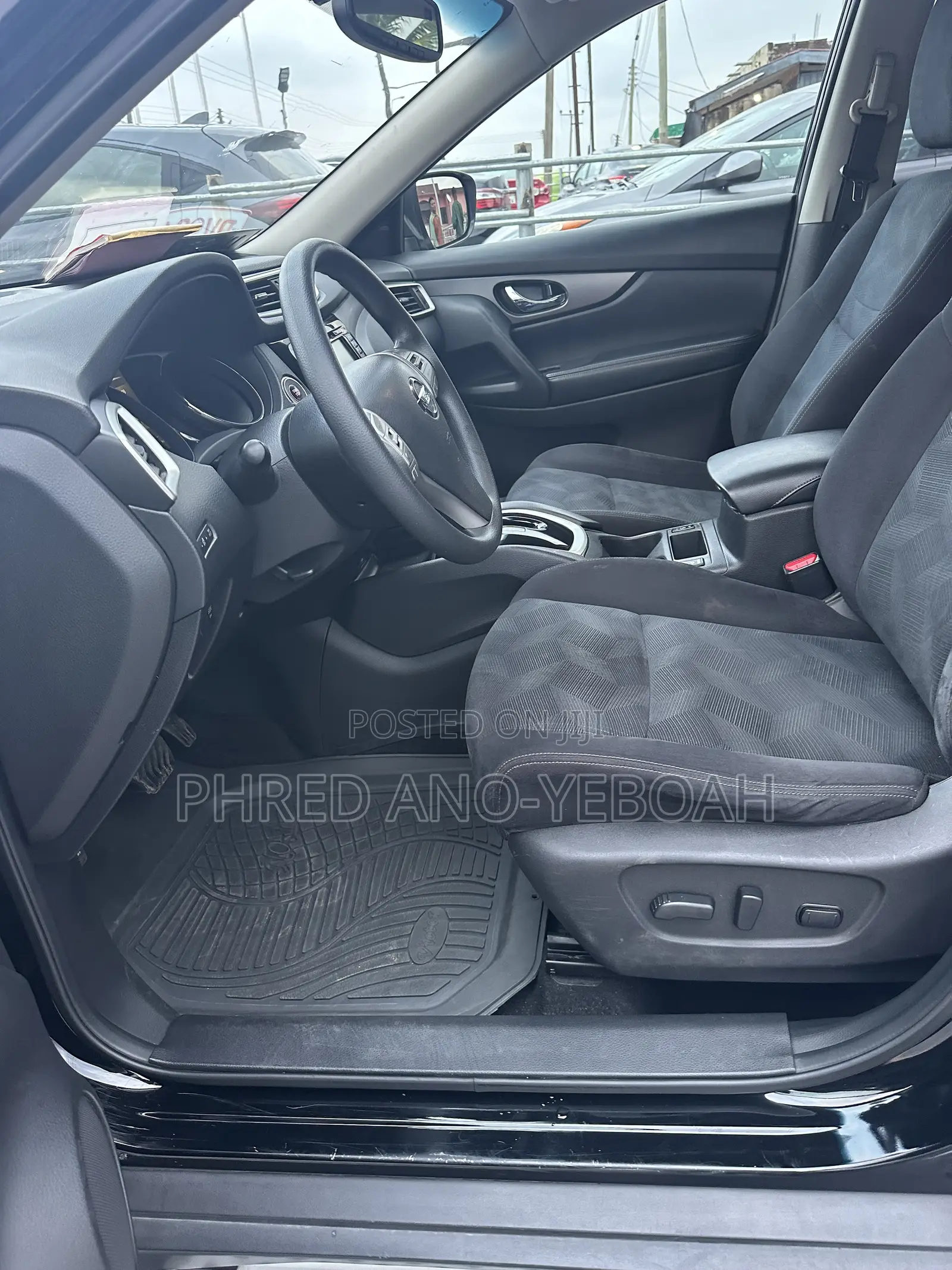 Nissan Rogue SV AWD 2017 Black